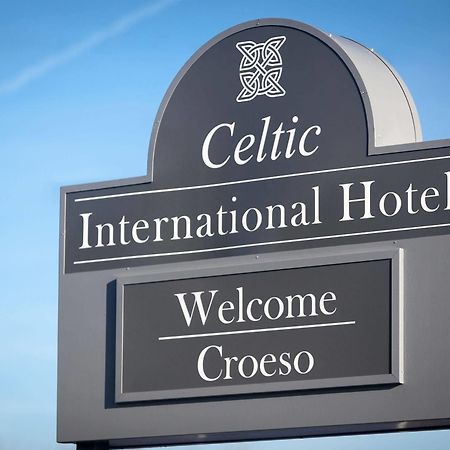 Celtic International Hotel Cardiff Airport Барри Экстерьер фото